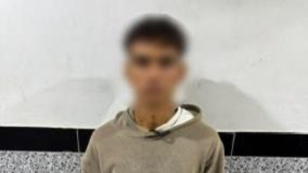 بسبب سوء معاملته.. طالب يشعل النار فى سطح منزل جده بكفر الشيخ بسبب سوء معاملته.. طالب يشعل النار فى سطح منزل جده بكفر الشيخ