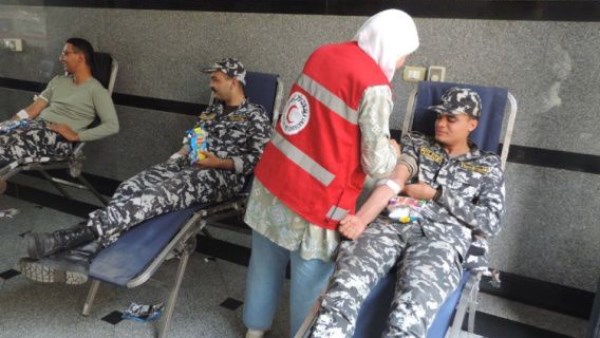 أمن الجيزة وأسيوط ينظمان حملات للتبرع بالدم