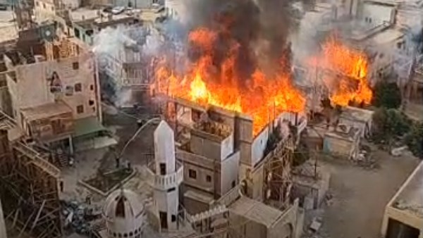 لقطة من الحريق