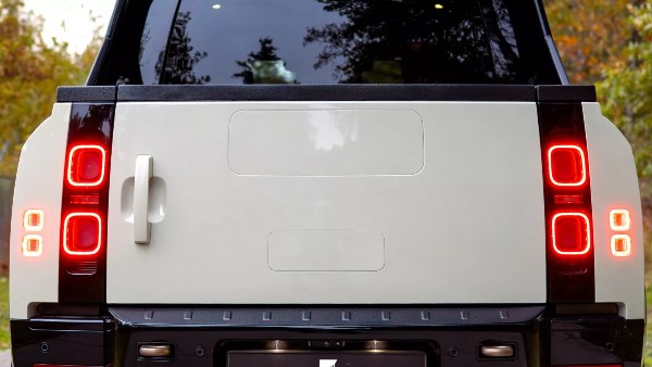 بيك أب ديفندر