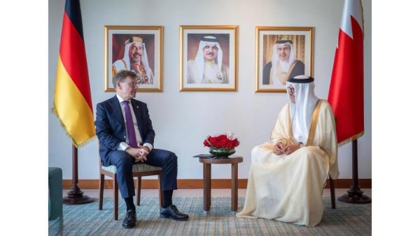 خلال اللقاء