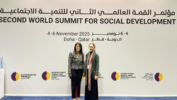 جانب من اللقاءات