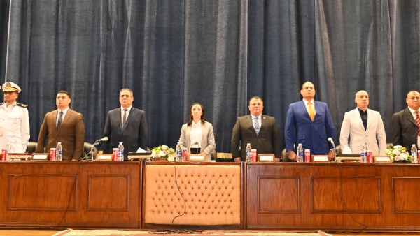 محافظ البحيرة