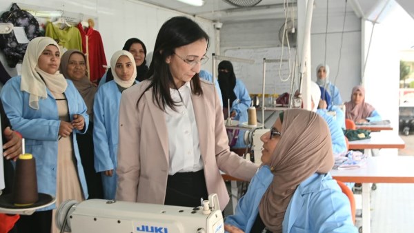 محافظ البحيرة تتفقد المشروعات الخدمية بقرية زاوية صقر  بأبو المطامير