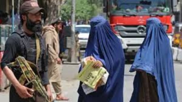 تشديد القيود علي نساء أفغانيات