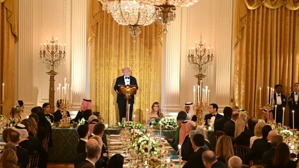 جانب من العشاء في واشنطن