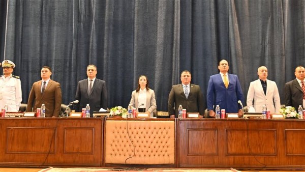 محافظ البحيرة ومدير الأمن يشهدان إجراء قرعة الحج العلنية لوزارة الداخلية