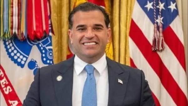  مبعوث الرئيس الأمريكي إلى العراق مارك سافايا