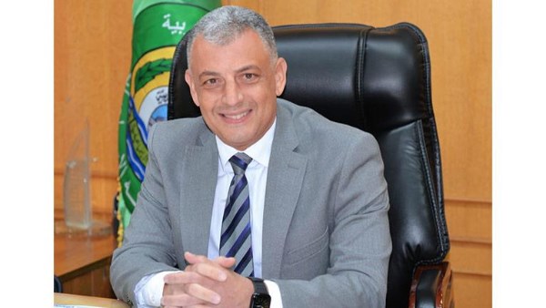 محافظ الاسماعيلية أكرم محمد جلال