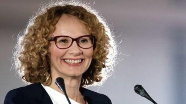  نائبة الأمين العام لحلف شمال الأطلسي (ناتو) رادميلا شيكِرينسكا