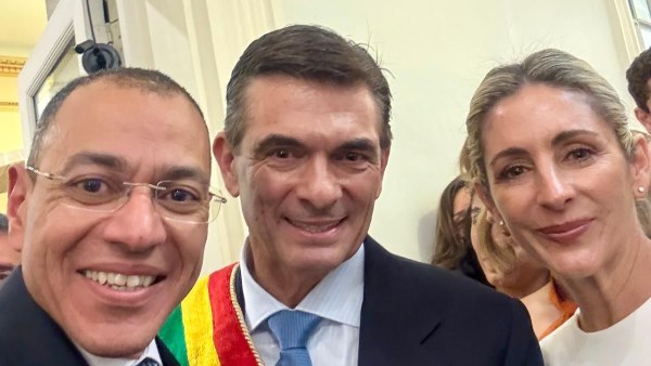 سفير مصر في لاباز يشارك في مراسم تنصيب رئيس بوليفيا