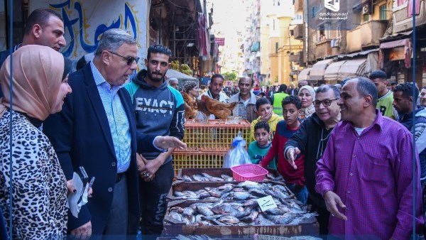 حملات بالإسكندرية لمتابعة صلاحية السلع والالتزام بالضوابط البيئية والقانونية