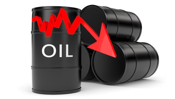 أسعار النفط تتراجع