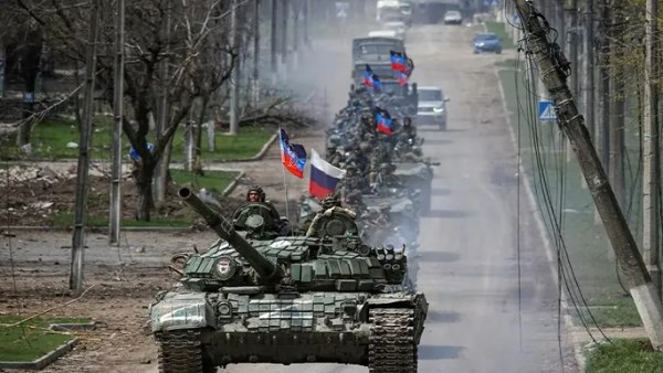 الدفاع الروسية تسيطر على بلدة سوخوي يار في جمهورية دونيتسك الشعبية