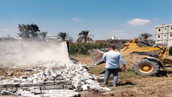 "الزراعة": إزالة 167 حالة تعد على الأراضي الزراعية خلال يومين
