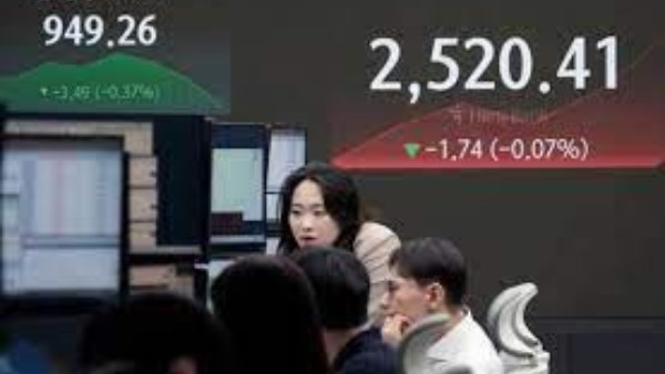 الأسهم الآسيوية تتراجع 