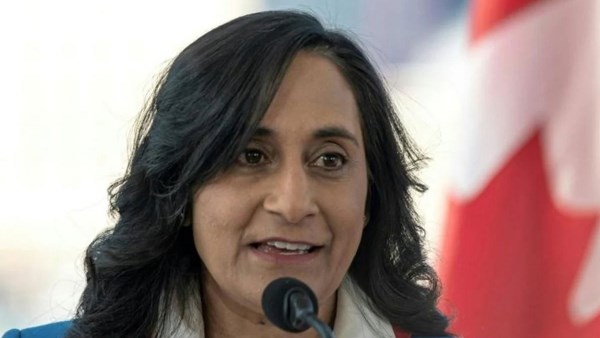 وزيرة الخارجية الكندية أنيتا أناند 