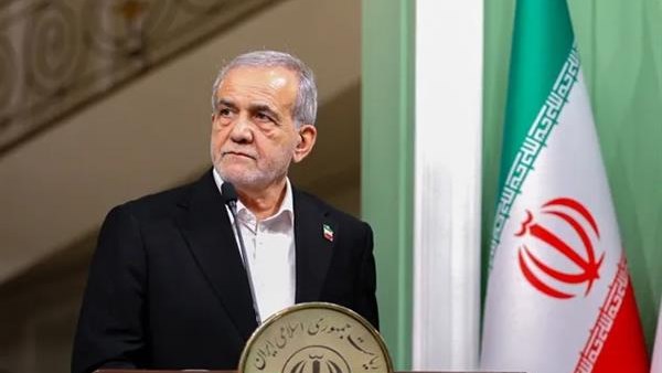 الرئيس الإيراني مسعود بزيشكيان