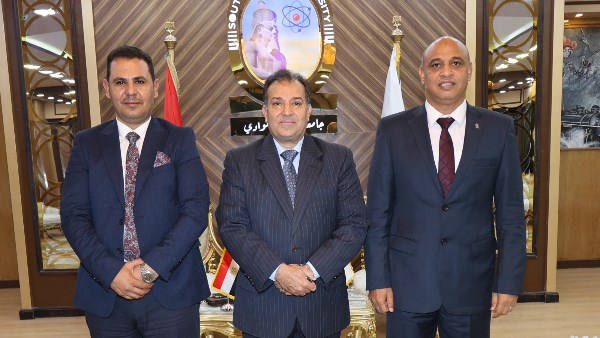 رئيس جامعة قنا يفتتح المعرض الزراعي الثاني ويشارك في ندوة عن الجرائم الإلكترونية