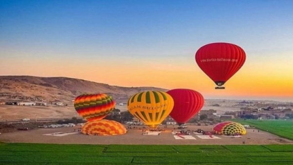 تحليق 55 رحلة بالون طائر في سماء الأقصر تقل 1200 سائح تحليق 55 رحلة بالون طائر في سماء الأقصر تقل 1200 سائح