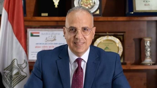 وزير الري يؤكد استعداد مصر للتعاون مع فرنسا في تحلية المياه متوسطة الملوحة لأغراض الزراعة