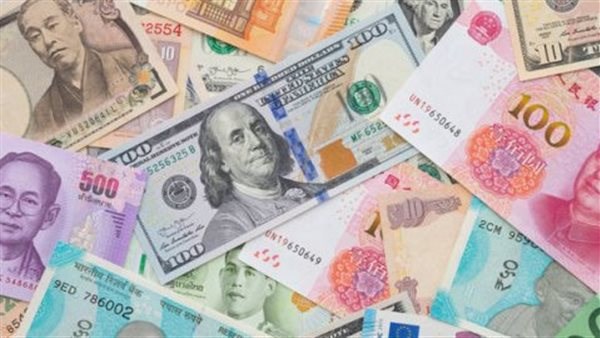 العملات الآسيوية تستقر بعد هبوط حاد.. والدولار يرتفع مع تراجع رهانات خفض الفائدة