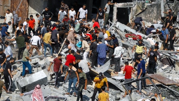 إصابات برصاص وقصف الاحتلال الإسرائيلي مناطق في قطاع غزة