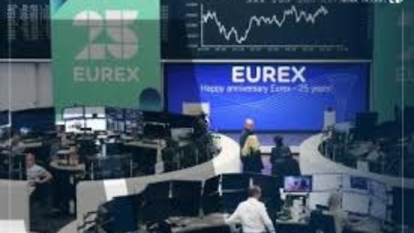 الأسهم الأوروبية تبدأ أسبوع التداول الجديد باتجاه إيجابي