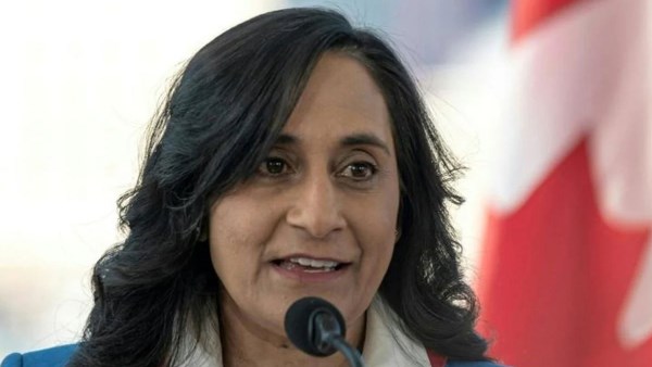وزيرة الخارجية الكندية أنيتا أناند