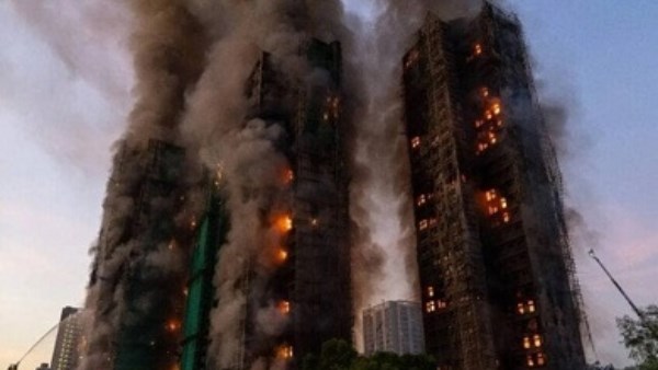 حريق المجمع السكني بهونج كونج