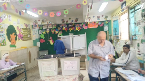 انتخابات النواب 2025 .. الناخبون يواصلون التصويت في مدرسة سعد بن أبي وقاص بالساحل | صور انتخابات النواب 2025 .. الناخبون يواصلون التصويت في مدرسة سعد بن أبي وقاص بالساحل | صور