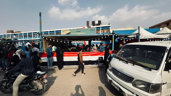 زخم انتخابي في دار السلام.. إقبال كبير على لجان مدرسة السلام الثانوية بنين |فيديو