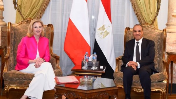 وزير الخارجية ووزيرة خارجية النمسا