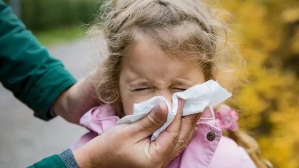 الأطفال وتقلبات الطقس وضعف المناعة.. أهم الأطعمة لوقايتهم من الأمراض 