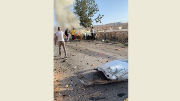 أفادت الوكالة اللبنانية للإعلام بأن الغارة الإسرائيلية بطائرة مسيرة على بلدة زوطر الشرقية في جنوب لبنان أسفرت عن مقتل شاب يدعى كامل رضا قرنبش.