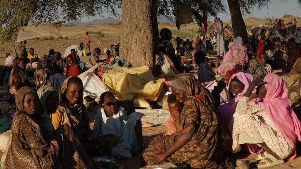 الفارون من مدينة الفاشر