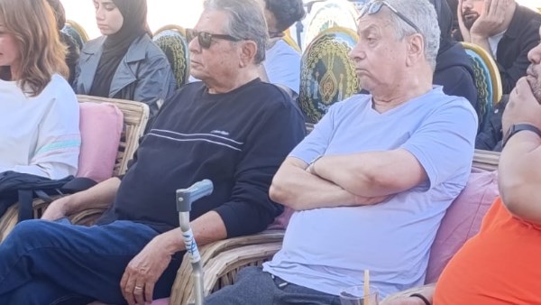 عمر عبد العزيز 