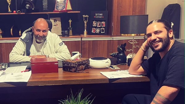 محمد السباعي والمنتج إيهاب منير