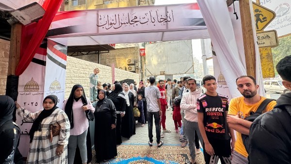 اللجان الفرعية تُعيد فتح أبوابها أمام المصوتين بانتخابات مجلس النواب