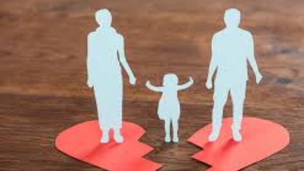 «أنتي شغلتك البيت».. زوجة ترفع دعوى طلاق غريبة أمام محكمة الأسرة «أنتي شغلتك البيت».. زوجة ترفع دعوى طلاق غريبة أمام محكمة الأسرة