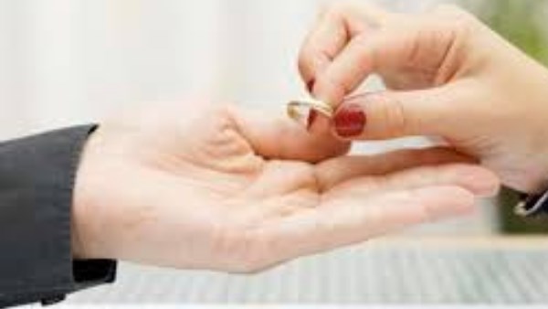 طلاق أمام المحكمة .. والسبب «أوردر» بالغلط 