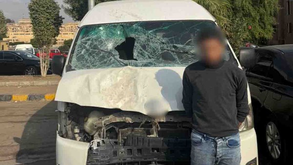 الراجل مات.. القبض على سائق ميكروباص صدم شخصا في القطامية الراجل مات.. القبض على سائق ميكروباص صدم شخصا في القطامية