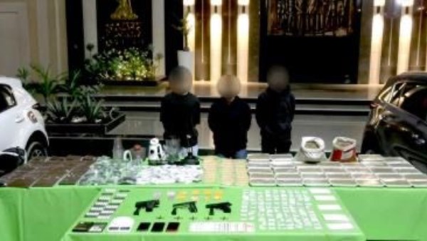 عصابة مخدرات تستخدم تطبيق إلكترونى للتوغل بين المتعاطين| الداخلية تكشف الحيله