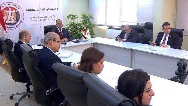 الوطنية للانتخابات:  استمرار التصويت في باريس بعد موعد الغلق بساعتين 