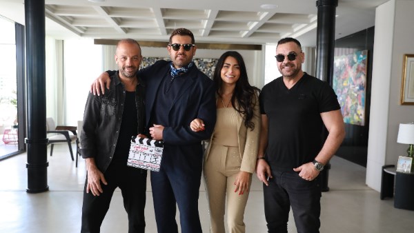 فيلم السلم و الثعبان 