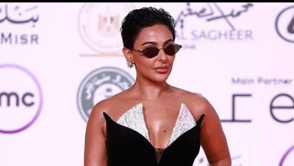 الفنانة ميس حمدان 