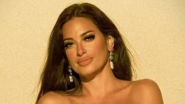 الفنانة إلهام وجدي 