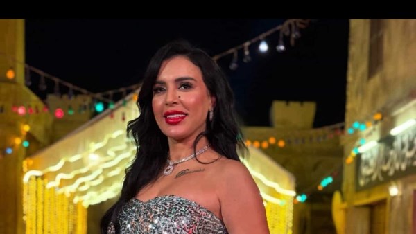 الفنانة إيمان يوسف