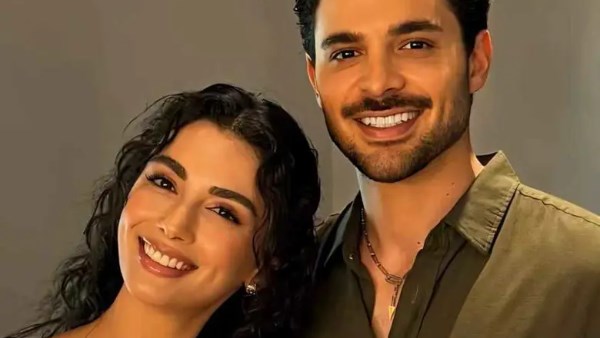 أوزجي ياغيز توضح شائعات ارتباطها بهاليت ساري