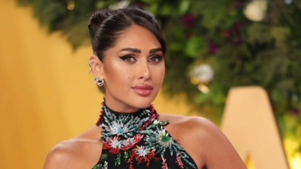 الفنانة إنجي كيوان